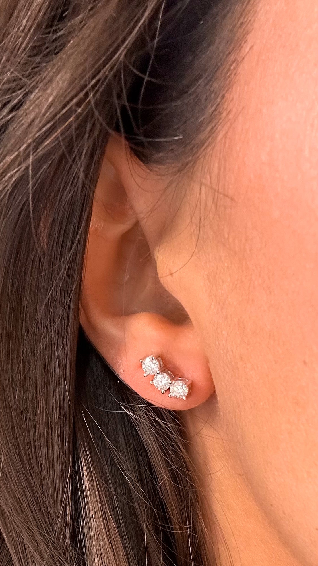 Brinco Earcuff Monique Moissanite Prata 925
