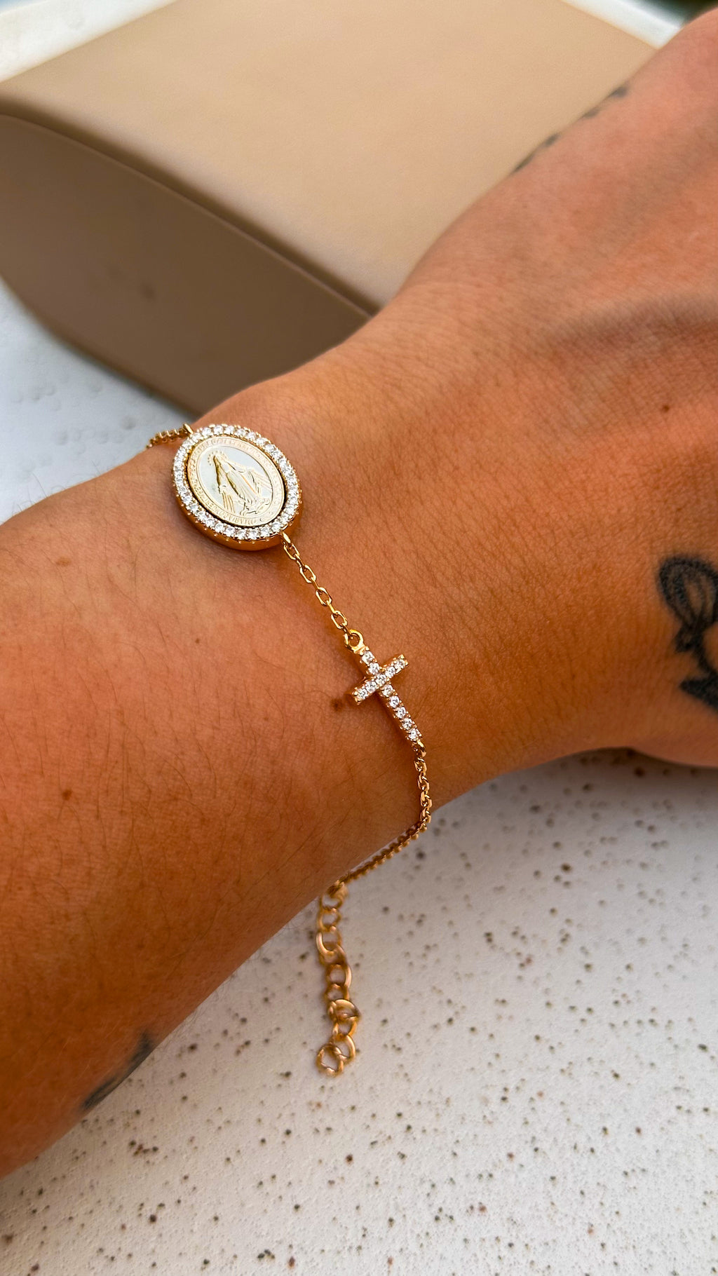 Pulseira Medalha Cruz Moissanite Prata 925