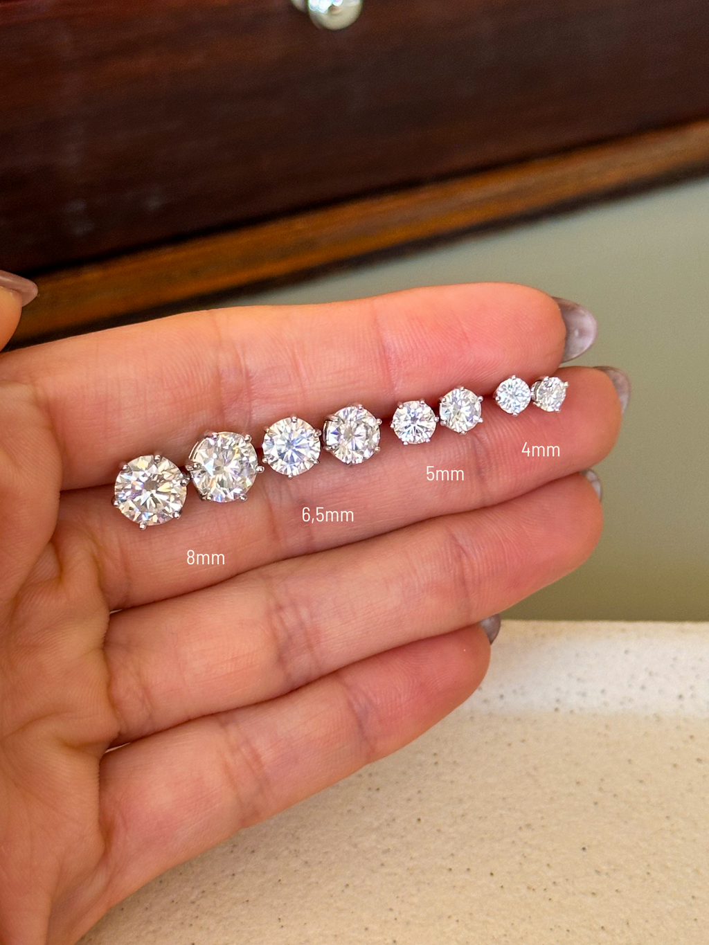 Brinco Esme Moissanite 4mm Prata 925