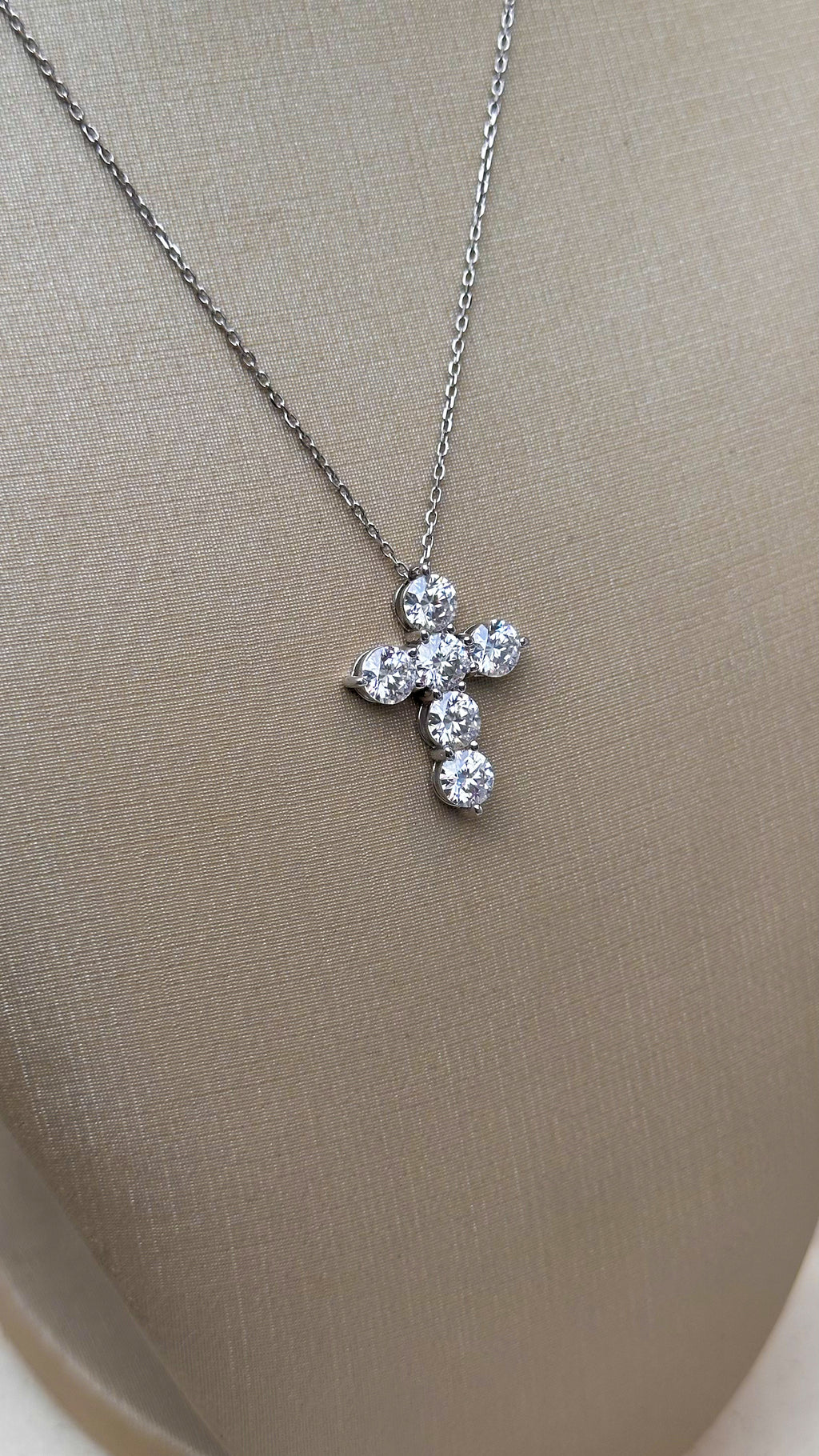 Colar Cruz Moissanite Prata 925