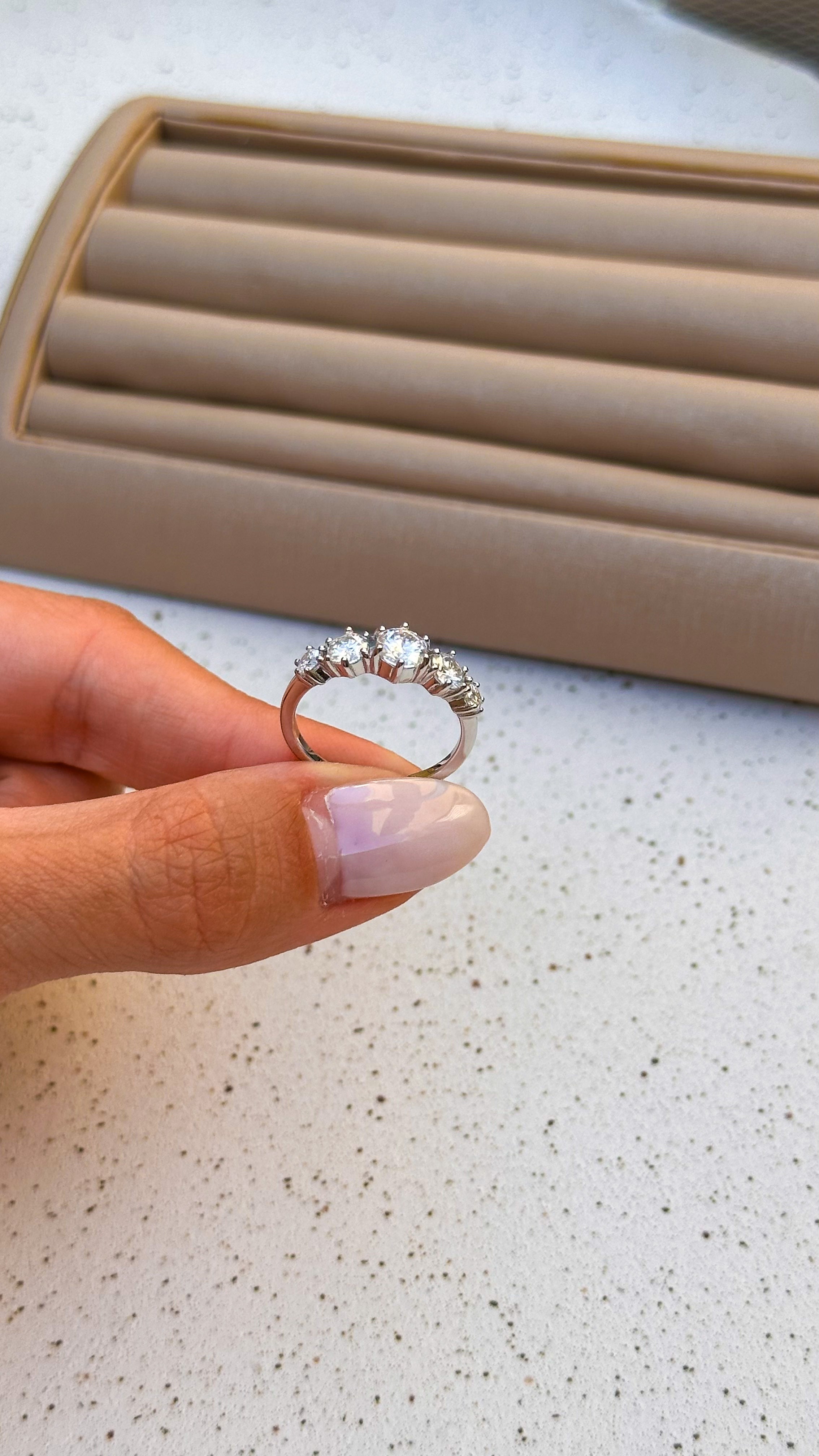 Anel Paola Moissanite Prata 925