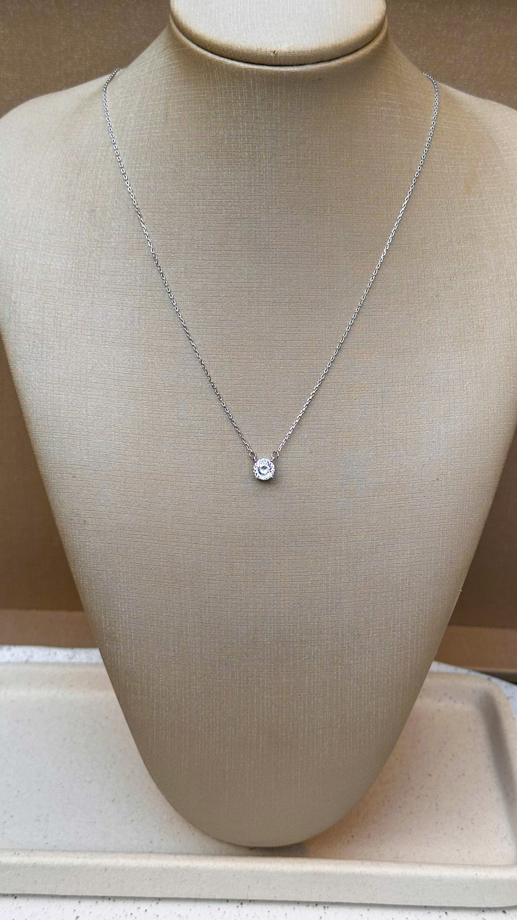 Colar Esme Portuguese Cut 6mm Moissanite Prata 925