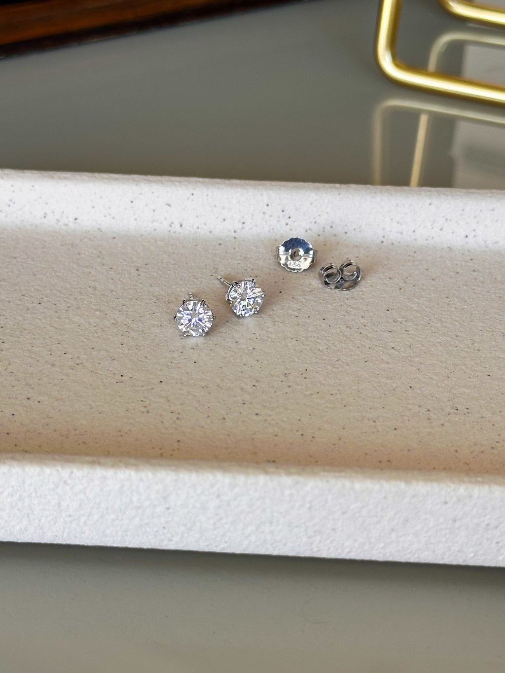Brinco Esme Moissanite 6,5mm Prata 925