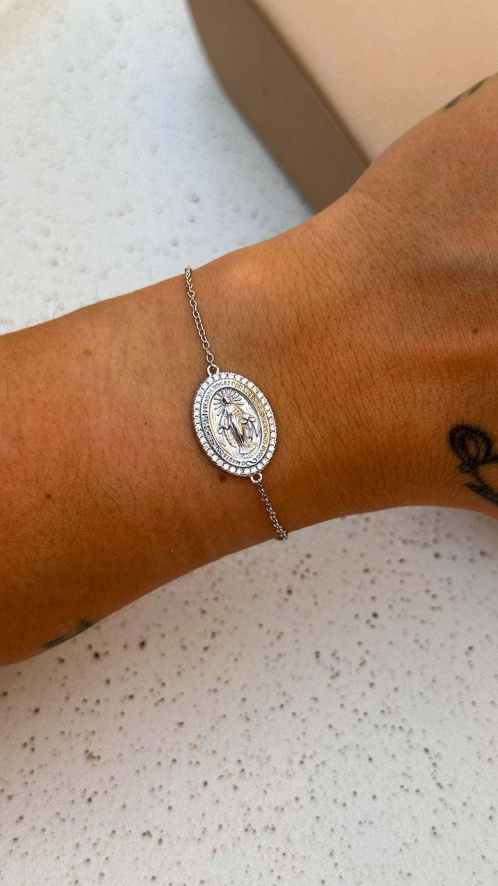 Pulseira Medalha Milagrosa Moissanite Prata 925