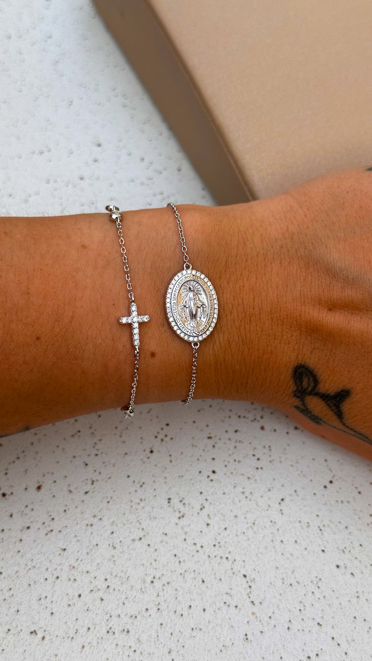 Pulseira Medalha Milagrosa Moissanite Prata 925