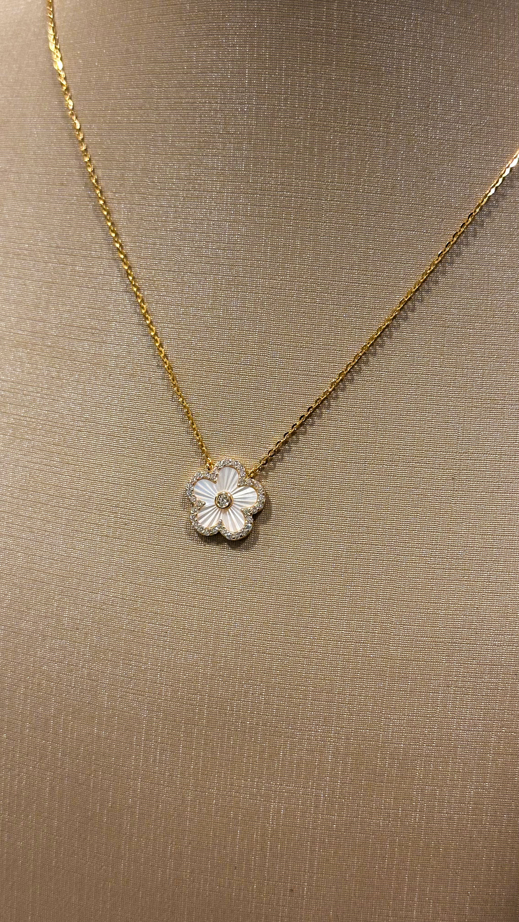 Colar Flor Madrepérola Prata 925