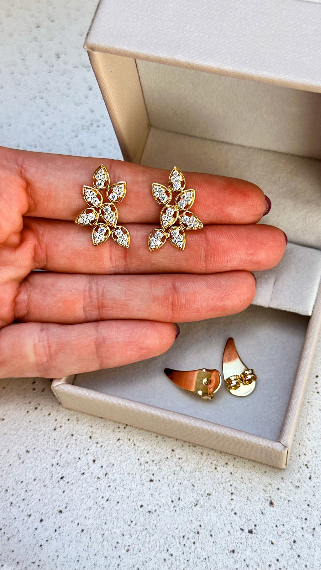 Brinco Earcuff Vika Prata 925
