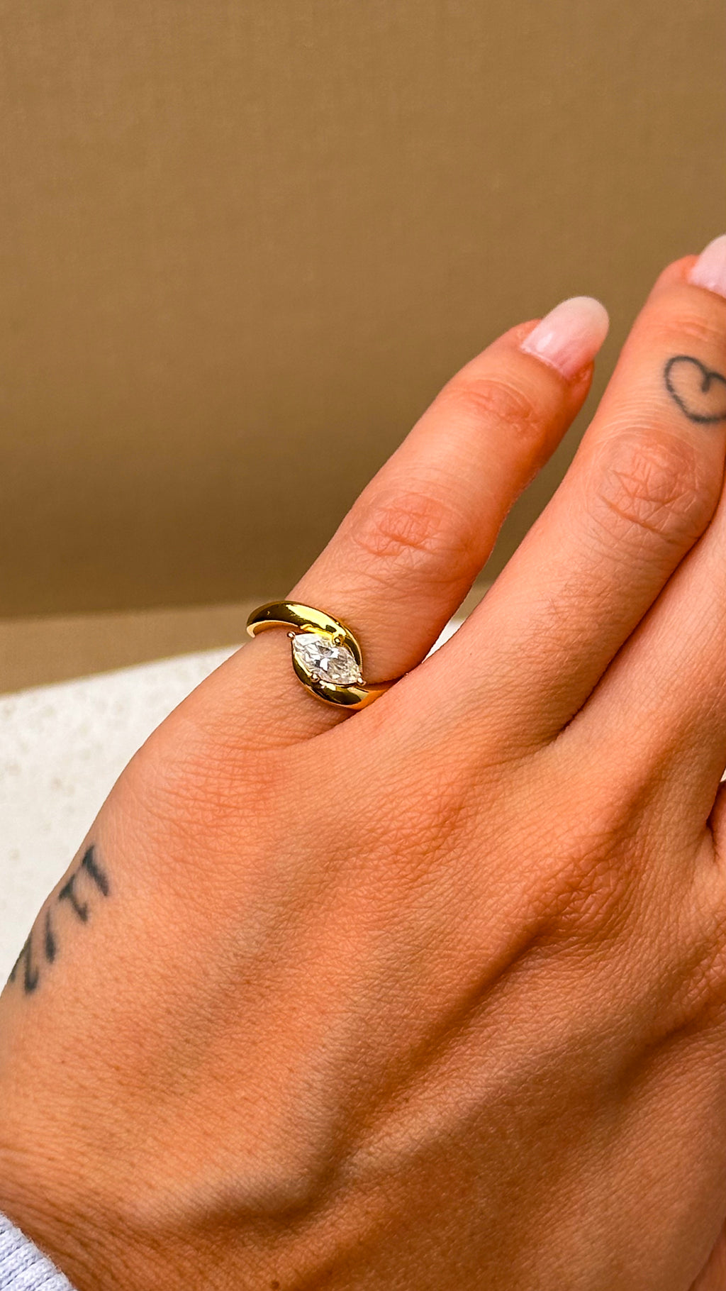 Anel Isadora Moissanite Prata 925 - “Pinky Ring”