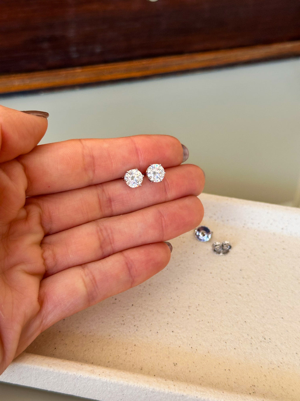 Brinco Esme Moissanite 6,5mm Prata 925