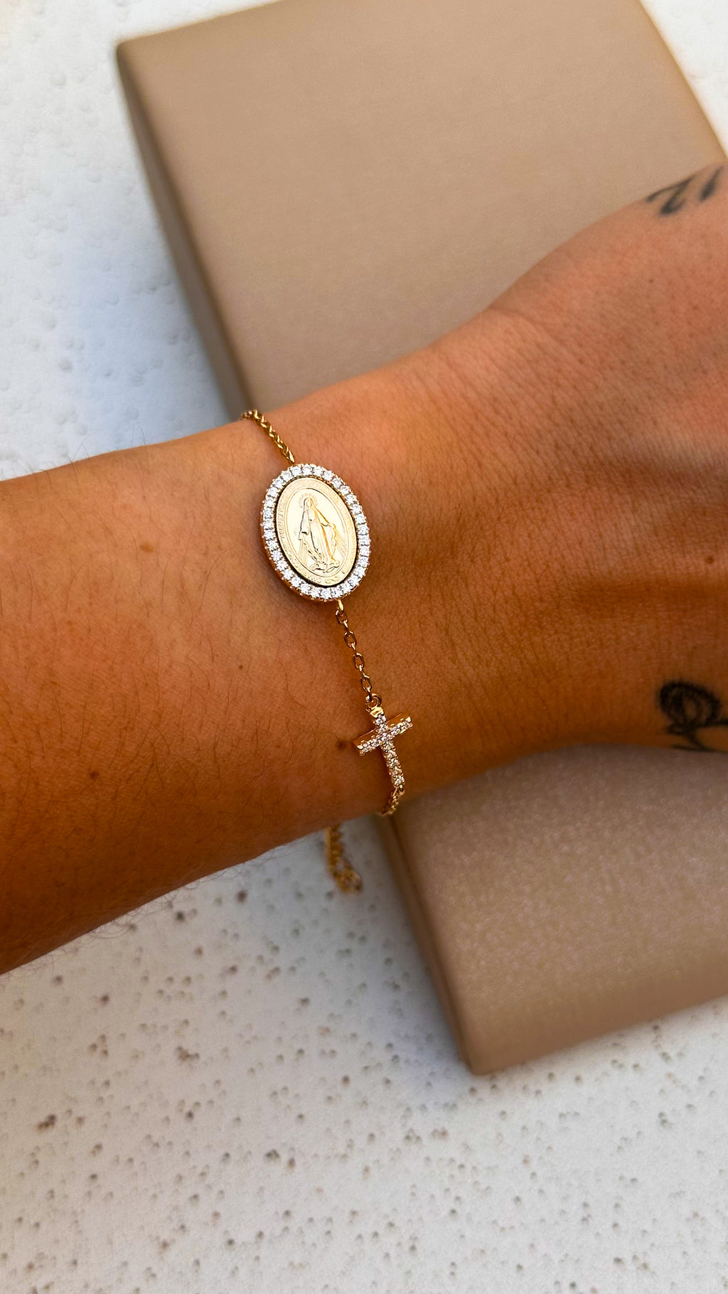 Pulseira Medalha Cruz Moissanite Prata 925