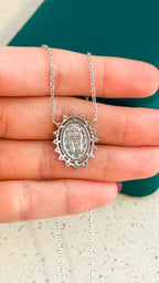 Colar Medalha Milagrosa Moissanite Prata 925