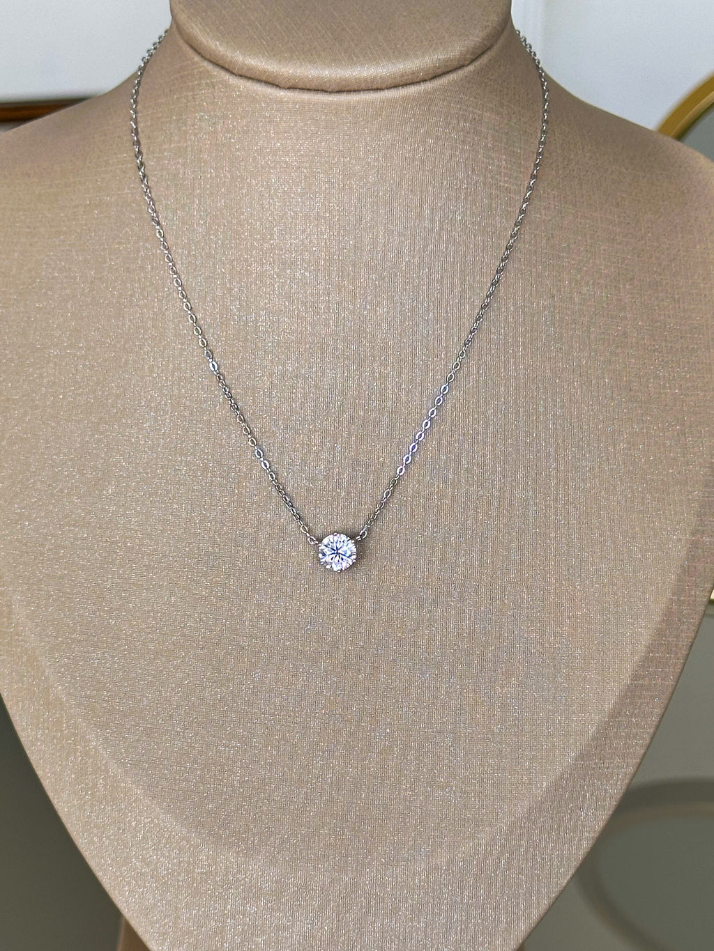 Colar Esme Moissanite 6,5mm Prata 925