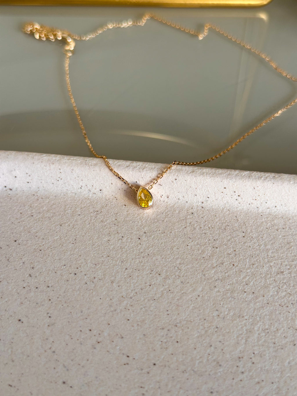 Colar Gota Yellow Prata 925