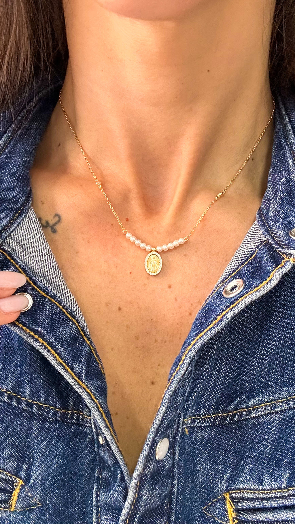Colar Medalha com Pérolas Moissanite Prata 925