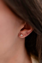 Brinco Clair Zircônia Cristal 4mm Prata 925