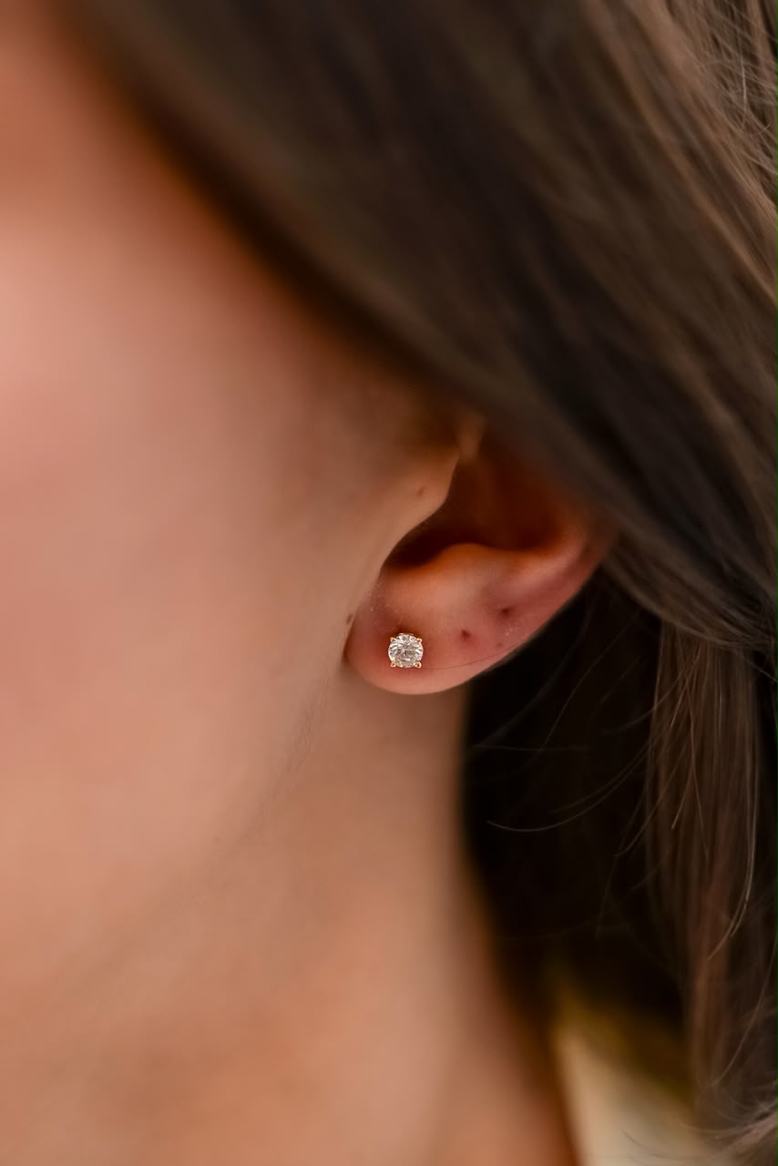 Brinco Clair Zircônia Cristal 4mm Prata 925