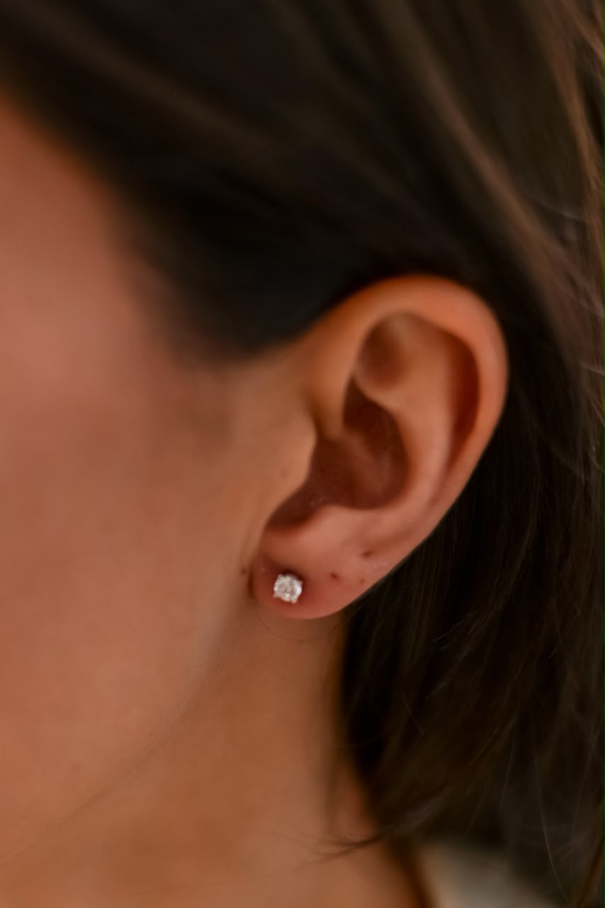 Brinco Clair Zircônia Cristal 4mm Prata 925