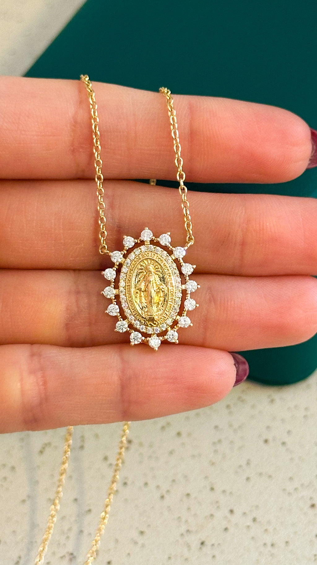 Colar Medalha Milagrosa Moissanite Prata 925