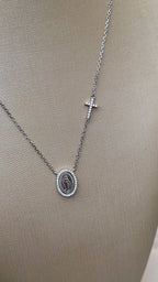 Colar Medalha Nossa Senhora com Cruz Moissanite Prata 925