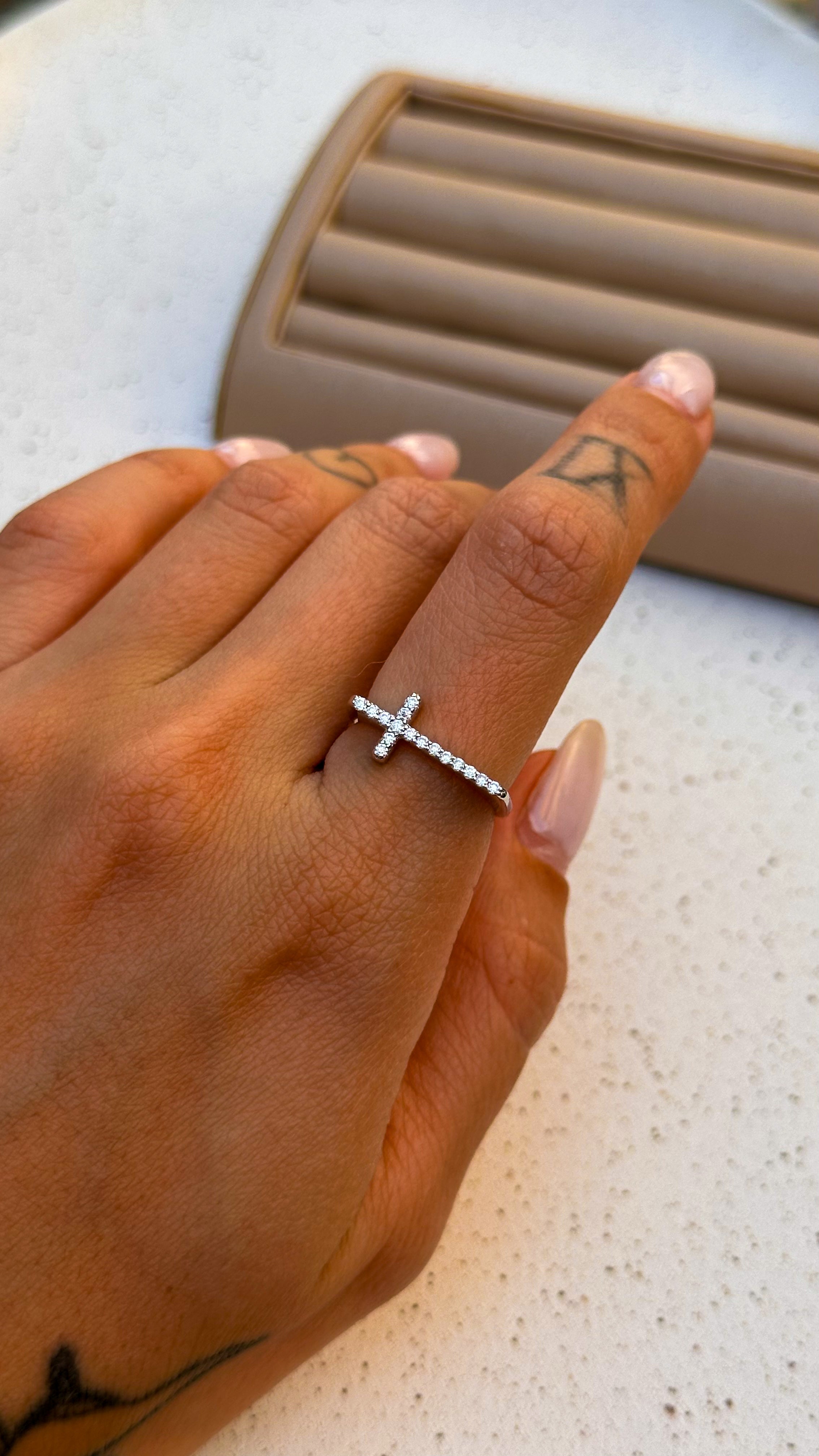 Anel Cruz Moissanite Prata 925