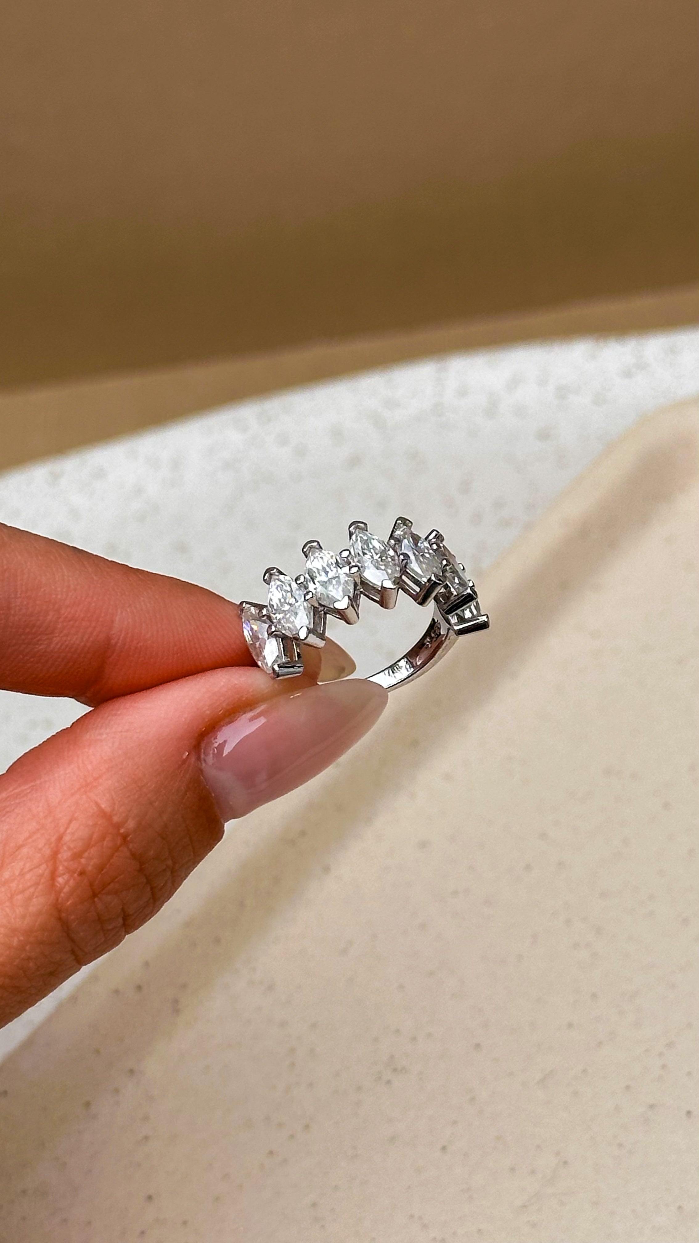 Anel Navete Moissanite Prata 925