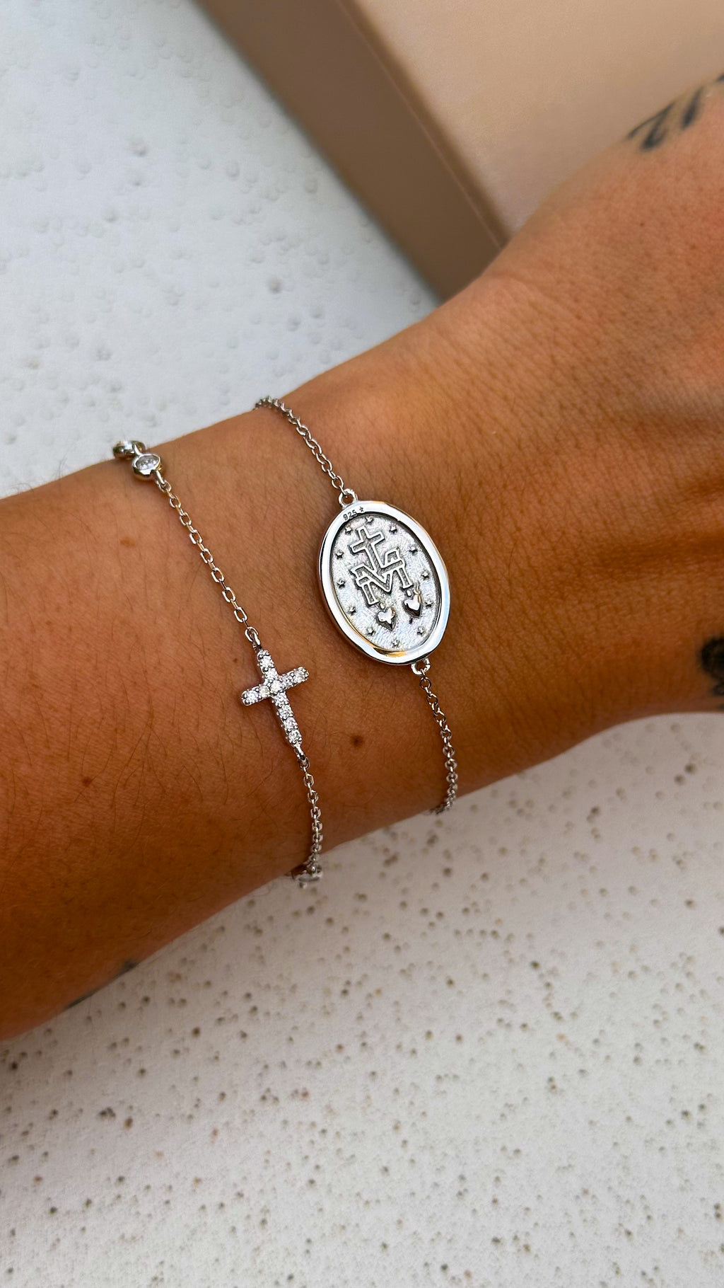 Pulseira Medalha Milagrosa Moissanite Prata 925