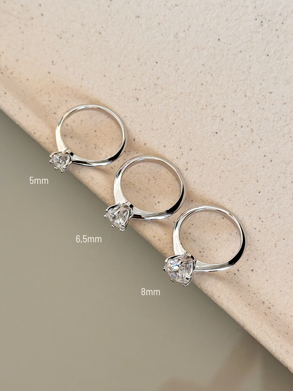 Anel Solitário Moissanite 8mm Prata 925
